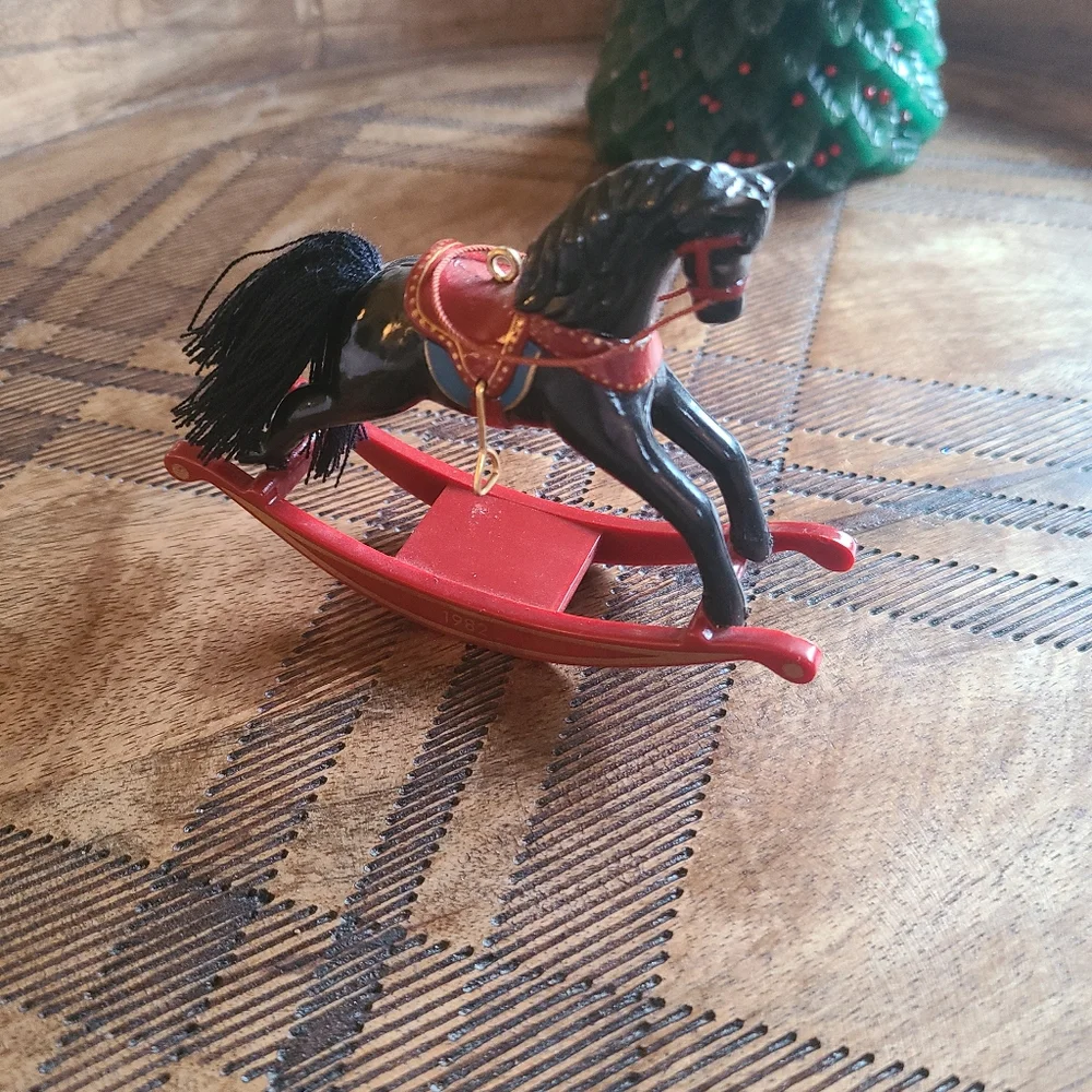 Hallmark 1982 keepsake